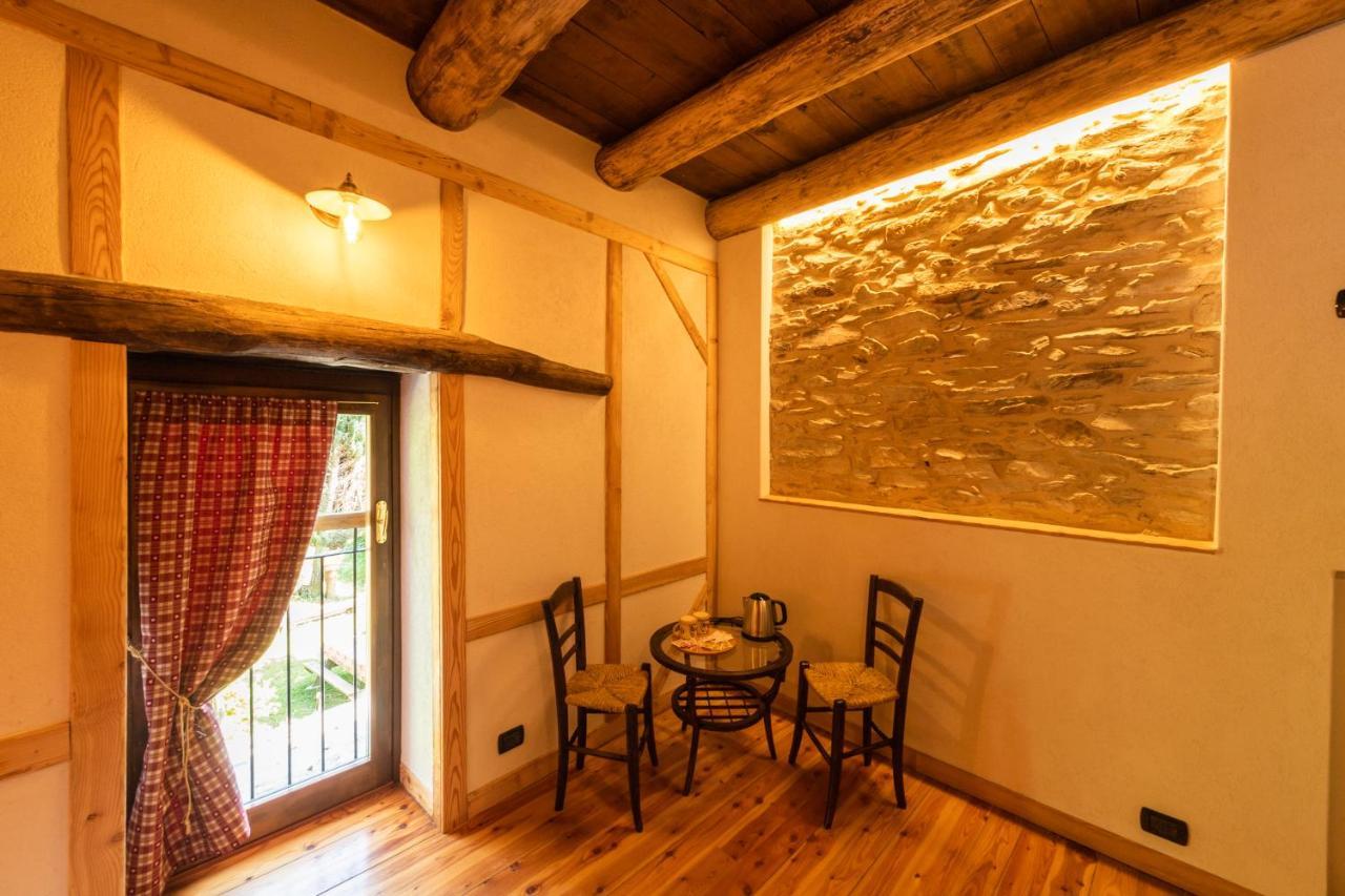 Iduevagamondi - Ospitalita Rurale Famigliare Di Montagna Bed & Breakfast Chiusa di Pesio Bagian luar foto