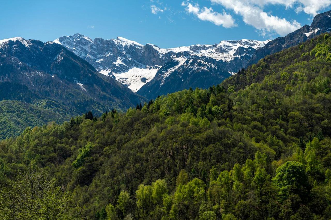 Iduevagamondi - Ospitalita Rurale Famigliare Di Montagna Bed & Breakfast Chiusa di Pesio Bagian luar foto